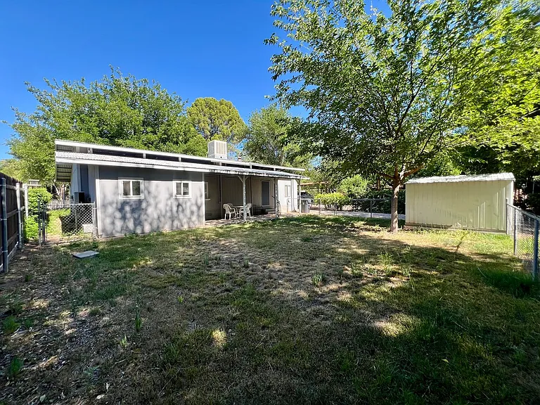 719 N 7th St — Photo 18