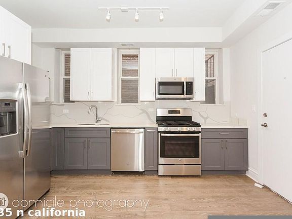 3rd image of 2535 N California Ave #428