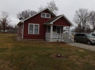 613 W South 10th St, Shelbyville, IL