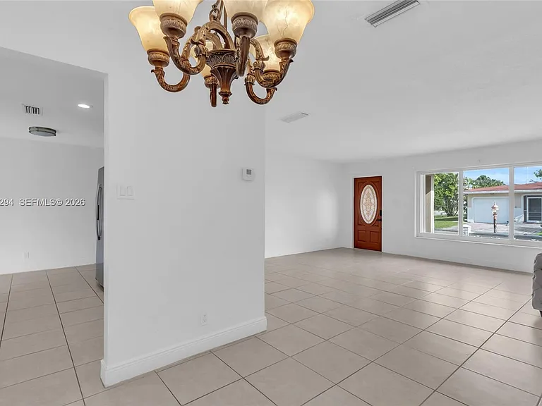 1280 NW 49th St — Photo 11