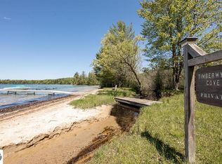 5438 Timberwyck Trl, Interlochen, MI 49643