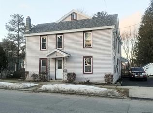 101 Prospect St, Johnstown, NY 12095