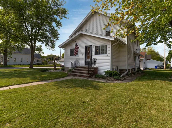 320 Whitney St, Kaukauna, WI 54130
