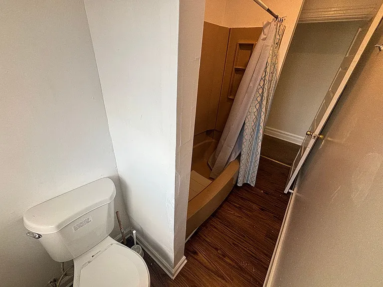 429 W Turner St — Photo 5