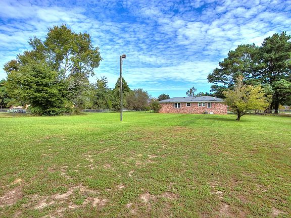 2nd image of 2640 Yank Haven Dr