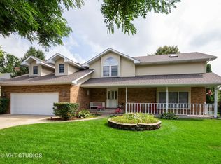 513 San Carlos Rd, Minooka, IL 60447