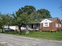 2nd image of 606 W 34th St