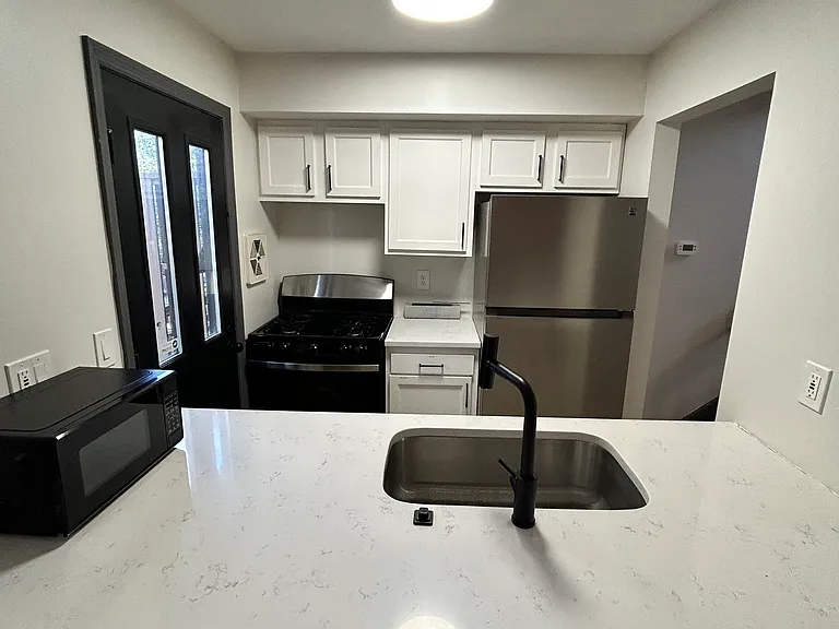 1003 Lami St #1003 — Photo 6