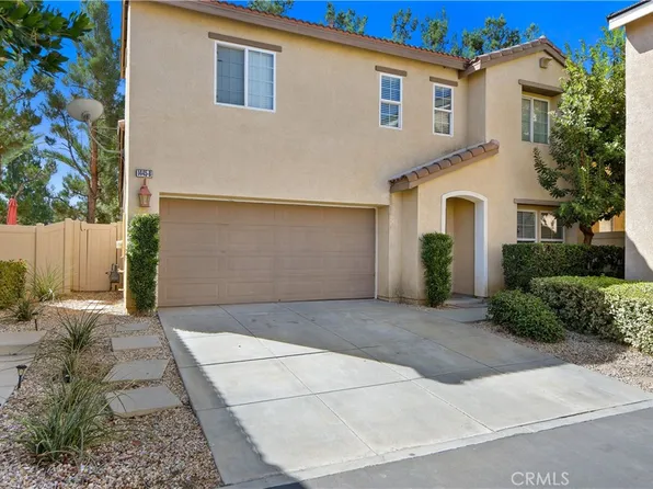 1445 Edelweiss Dr, Beaumont, CA 92223
