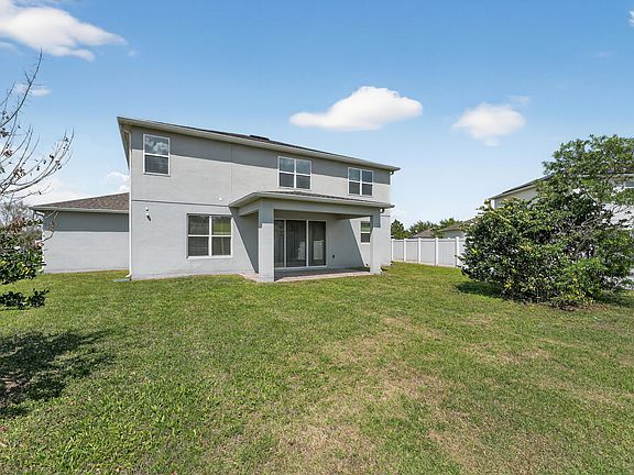 3rd image of 357 Blue Lake Cir