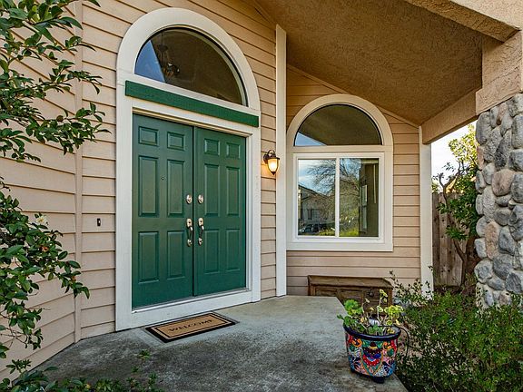 5th image of 2913 Willow Court