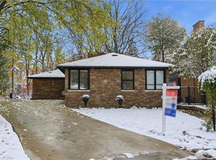 16 Freeland Ct, Hamilton, ON L8S3R5