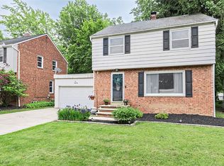 4892 Oakland Dr, Lyndhurst, OH