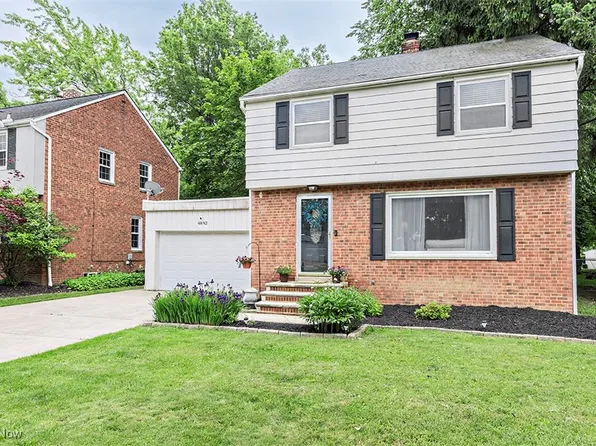 4892 Oakland Dr, Lyndhurst, OH 44124