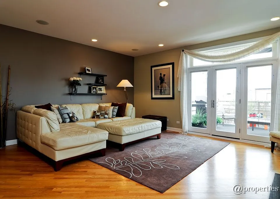 996|=|Living Room
