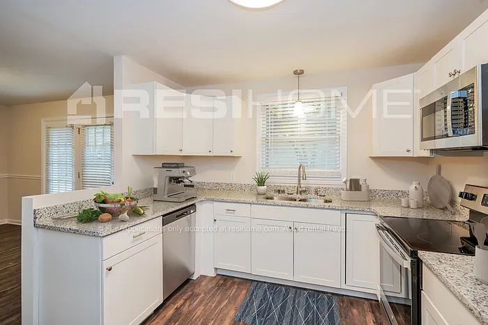 121 Shihmen Ct — Photo 3