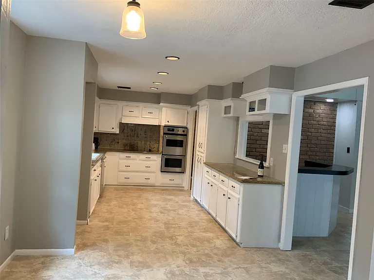 614 Ellingham Dr — Photo 5