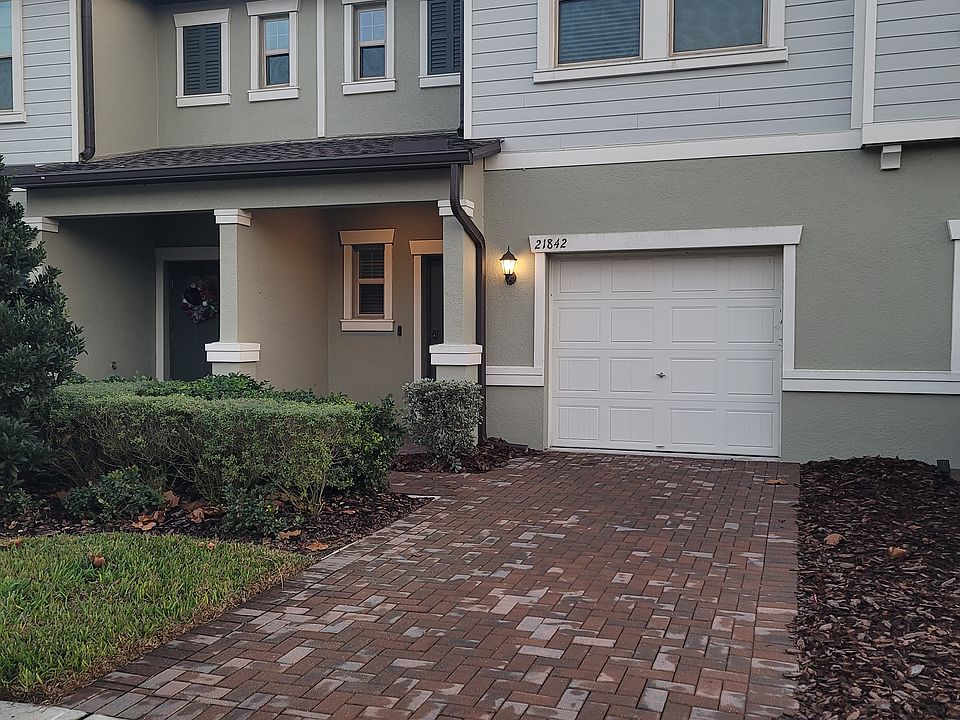 1st image of 21842 Lyonia Ln