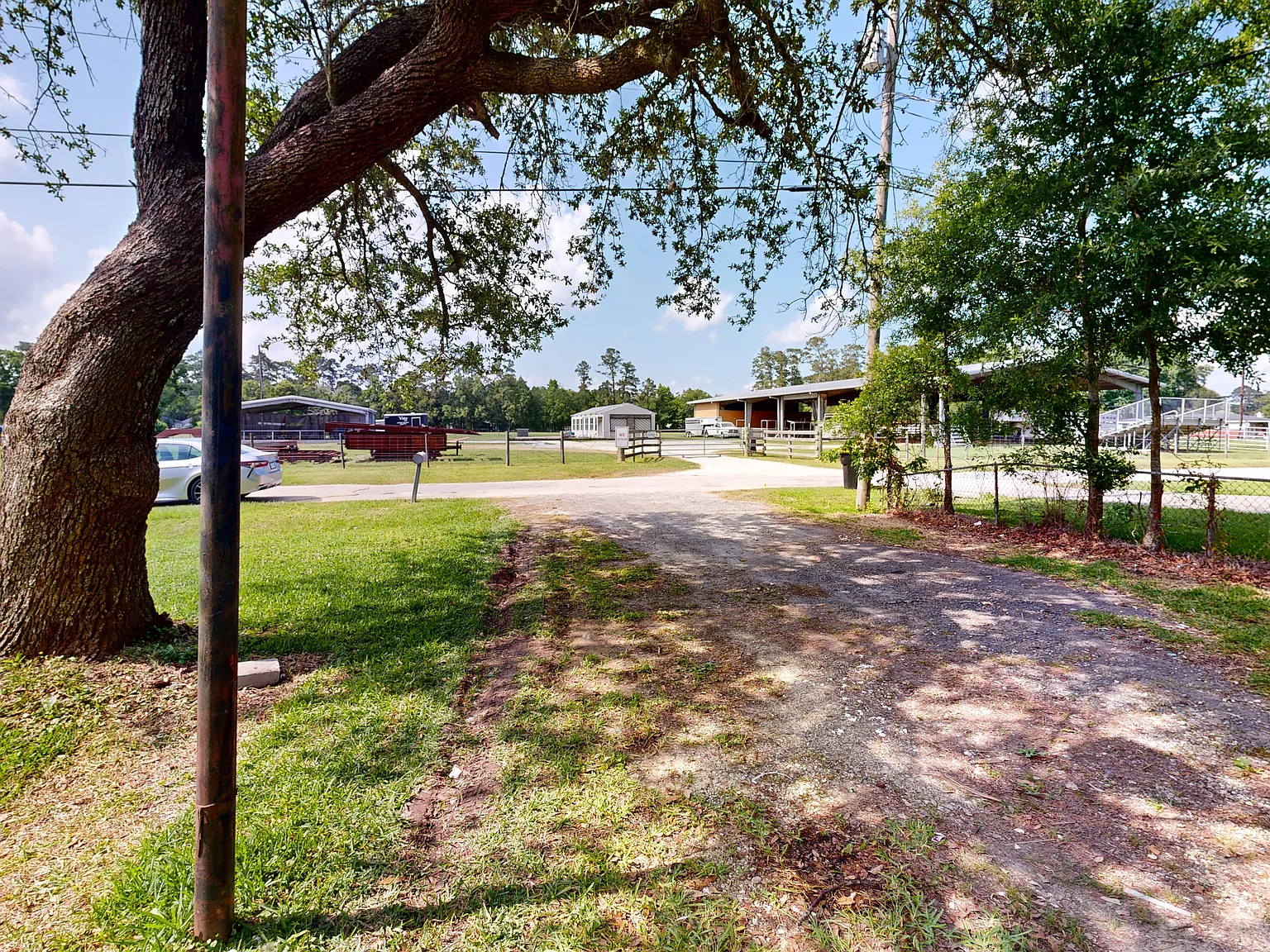 6 bed, 2500 sqft, $850 — Photo 3
