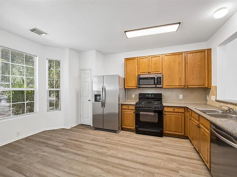 3418 Glenmore Meadow Dr — Photo 6