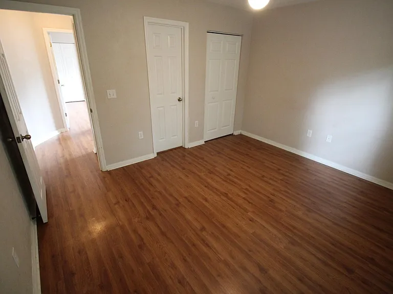 S7713-15 - Bedroom #2 View 2