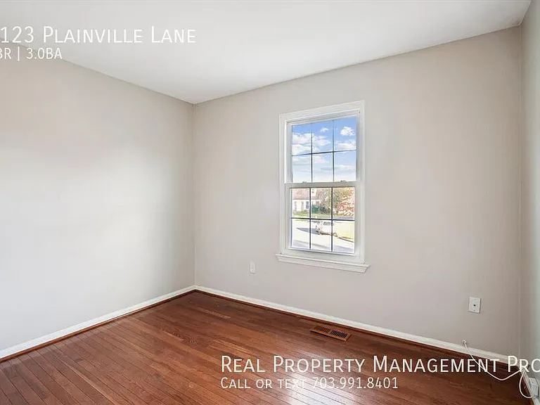 6123 Plainville Ln — Photo 13