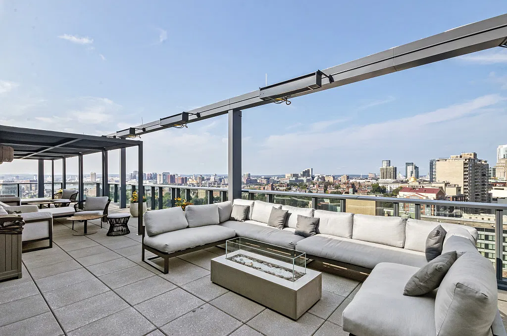 1 bed, 570 sqft, $3,600 — Photo 4