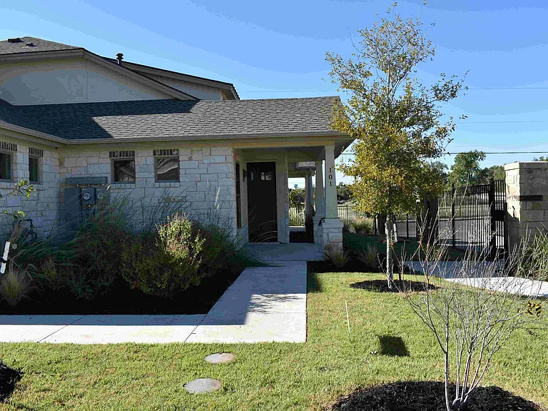 Windermere Parke Garden Villas — Photo 34