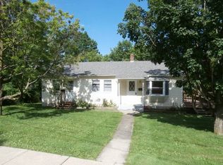 7 School St, Vergennes, VT 05491