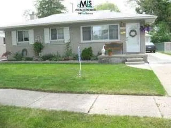 24885 Marine Ave, Eastpointe, MI 48021