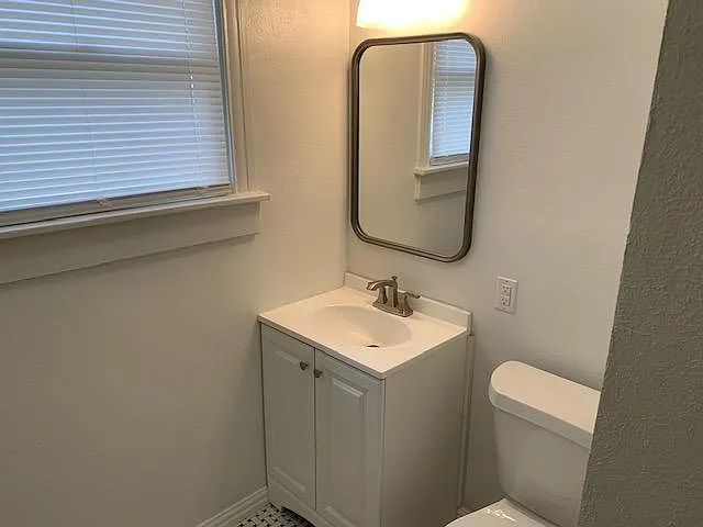 5735 Velasco Ave #1 — Photo 20