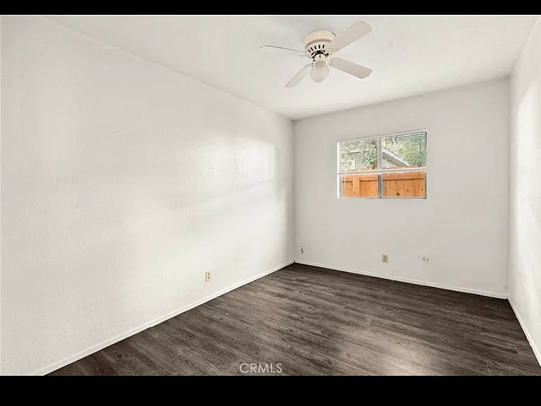 1444 Warner St #A/B — Photo 8