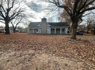 107 E Mockingbird Lane, Crane, MO 65633