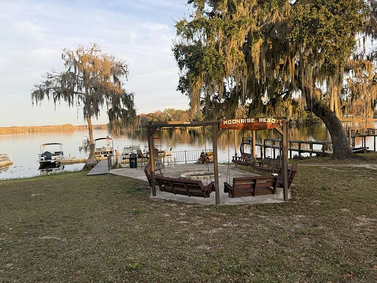 Moonrise MH & RV Resort — Photo 34
