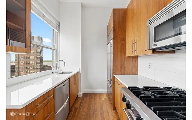 Rented by Douglas Elliman | media 9