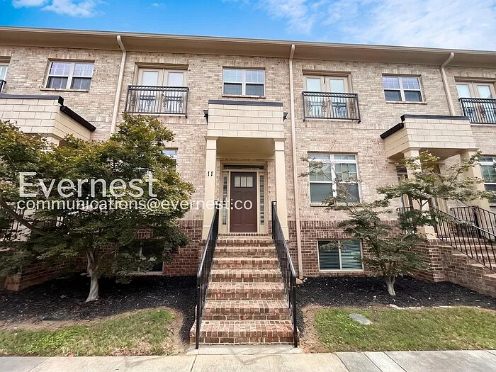 3 bed, 2.0 bath, 1443 sqft, $3,695 — Photo 1