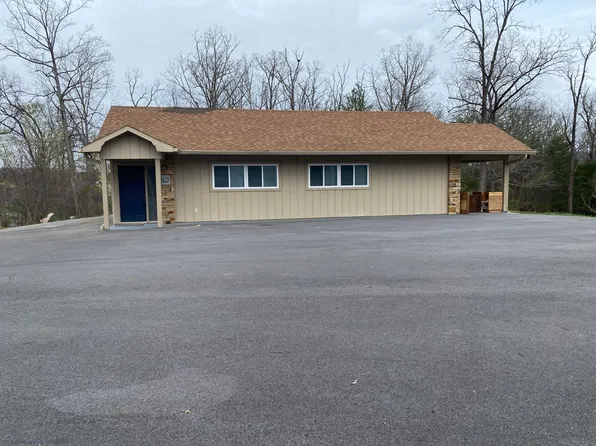 212 Owassa Dr #1422, Newport, TN 37821