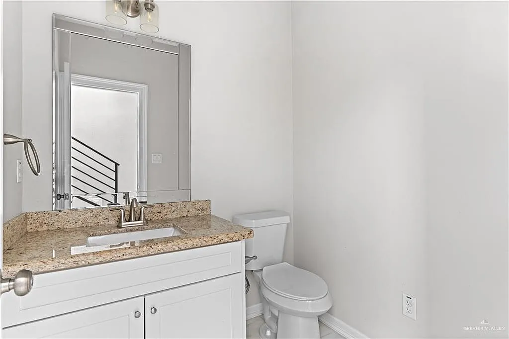 3 bed, 2.5 bath, 1854 sqft, $1,750 — Photo 4