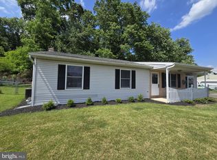 901 Charles St, Coatesville, PA 19320