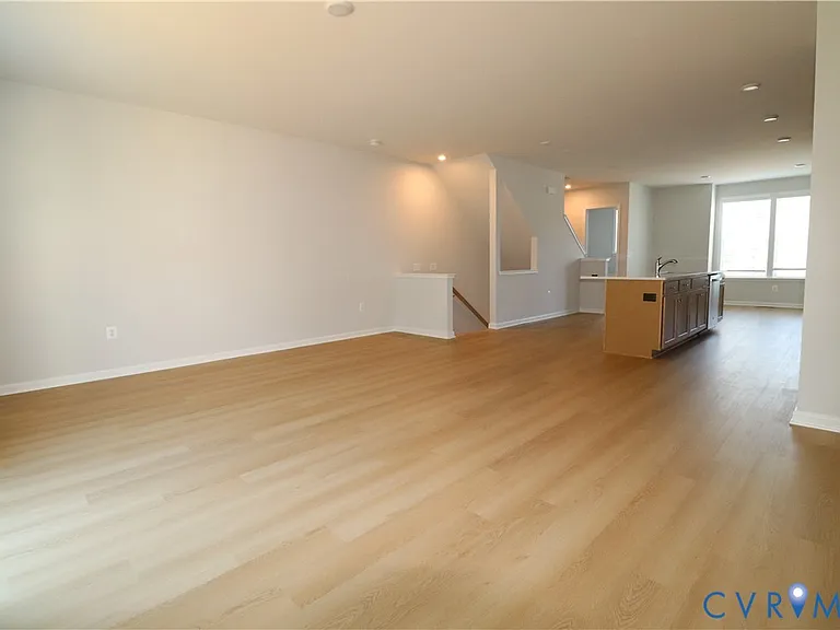 419 Burden Dr — Photo 24
