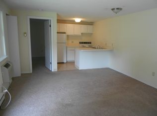 17 Foran Rd APT 82, Milford, CT 06460