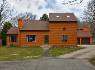 15857 Brucker St, Grand Haven, MI 49417