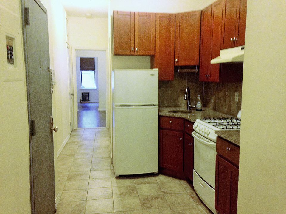 1st image of 181 7th Ave #Ww