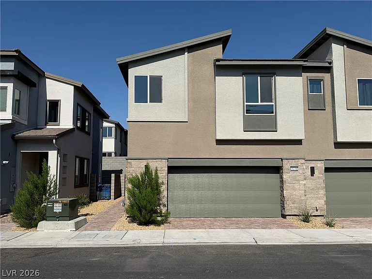 9234 Litvin St — Photo 2