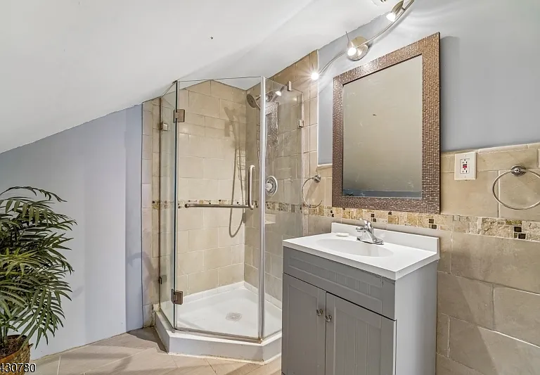 1030 Jassamine Way — Photo 23