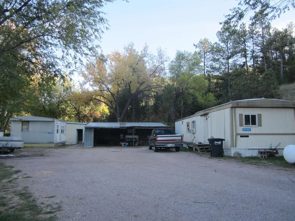 1213 S 6th St, Hot Springs, SD 57747