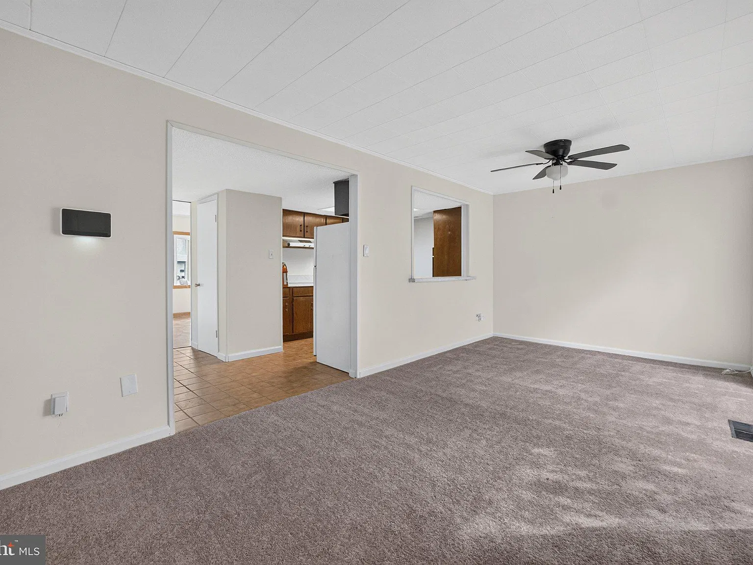 2 bed, 1.5 bath, 1350 sqft, $2,400 — Photo 4