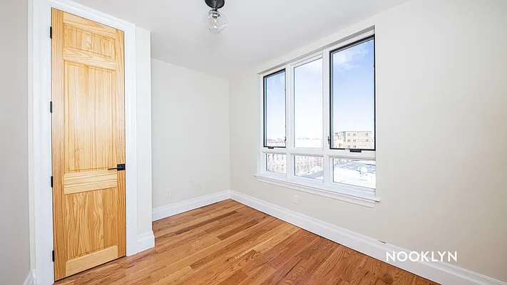 Rented by Nooklyn NYC LLC | media 26