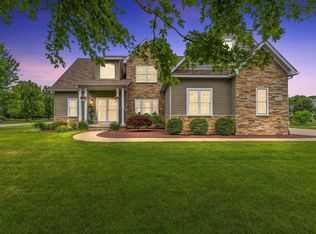 16432 Silver Landings, Fenton, MI 48430