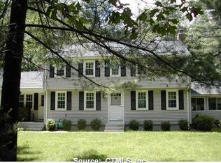 43 Farmstead Ln, West Simsbury, CT 06092